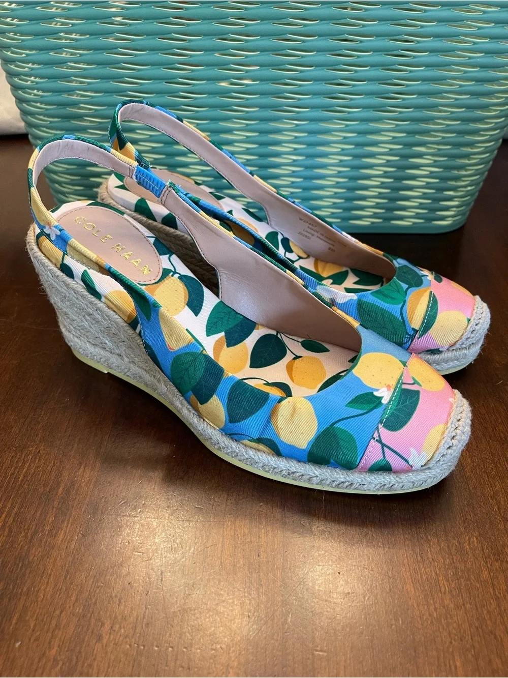 COLE HAAN Womens Cloud feel Espadrille Wedge Slingback Lemon SZ 6.5B